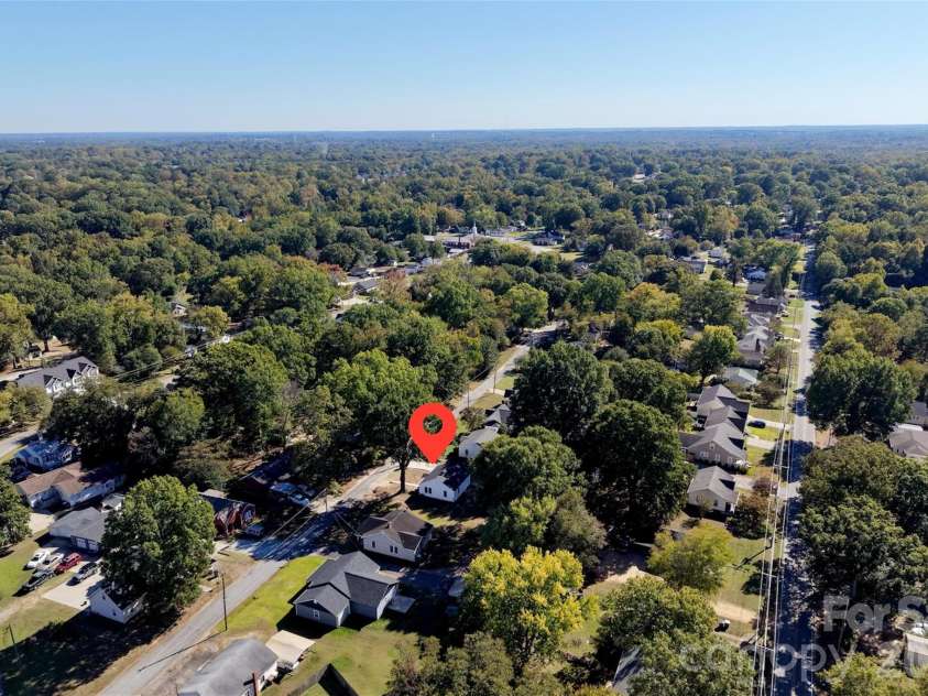 906 Longview Avenue, Kannapolis, NC 28081.  MLS# CAR4436720, YatesRealty ID 58024. 