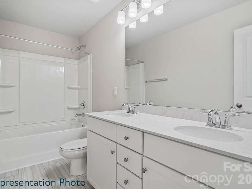 1314 Cheshire Avenue, Charlotte, NC 28208.  MLS# CAR4437045, YatesRealty ID 58036. 