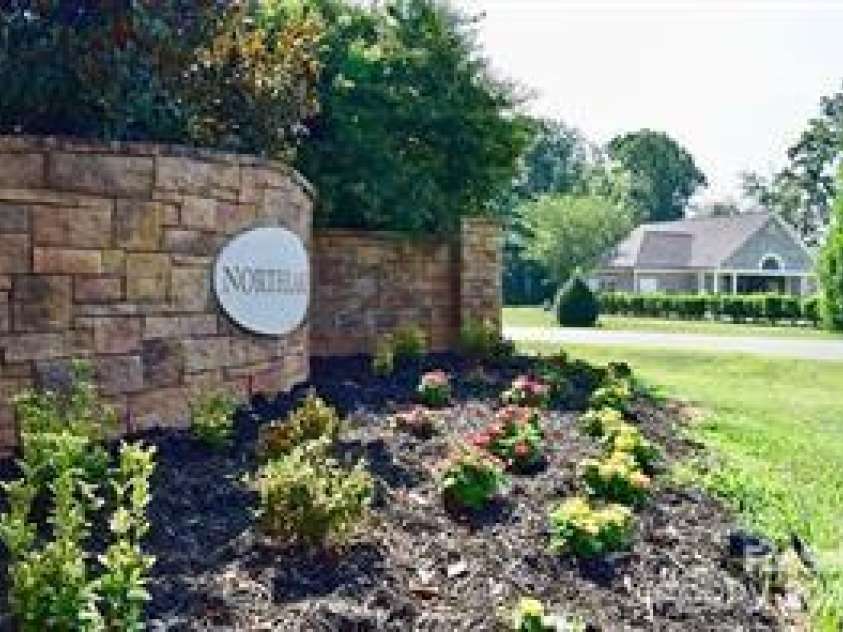 228 Mountain Island Drive, Statesville, NC 28677.  MLS# CAR4246575, YatesRealty ID 5804. 