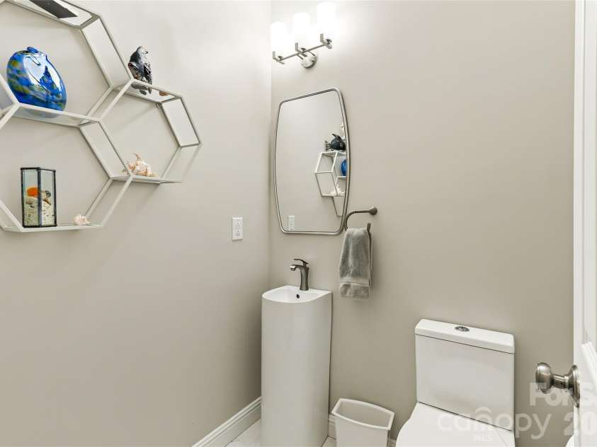 1757 Hickory Springs Lane, Lincolnton, NC 28092.  MLS# CAR4437002, YatesRealty ID 58044. 