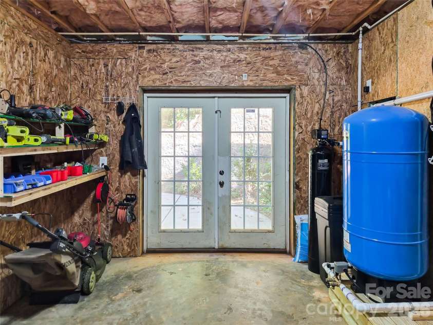 1757 Hickory Springs Lane, Lincolnton, NC 28092.  MLS# CAR4437002, YatesRealty ID 58044. 