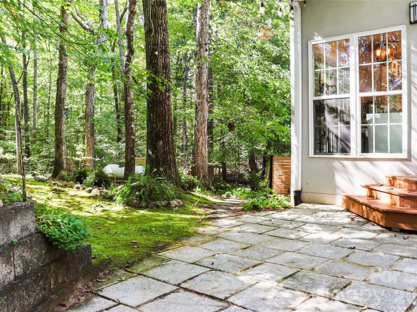 1757 Hickory Springs Lane, Lincolnton, NC 28092.  MLS# CAR4437002, YatesRealty ID 58044. 