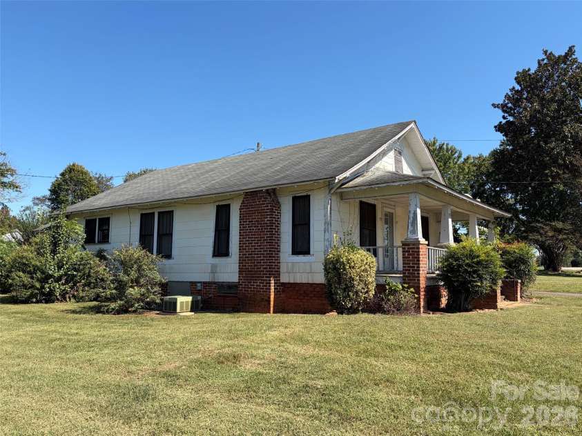 706 Carbon City Road, Morganton, NC 28655.  MLS# CAR4425473, YatesRealty ID 58048. 