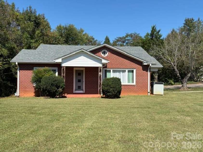 708 Carbon City Road, Morganton, NC 28655.  MLS# CAR4425451, YatesRealty ID 58049. 