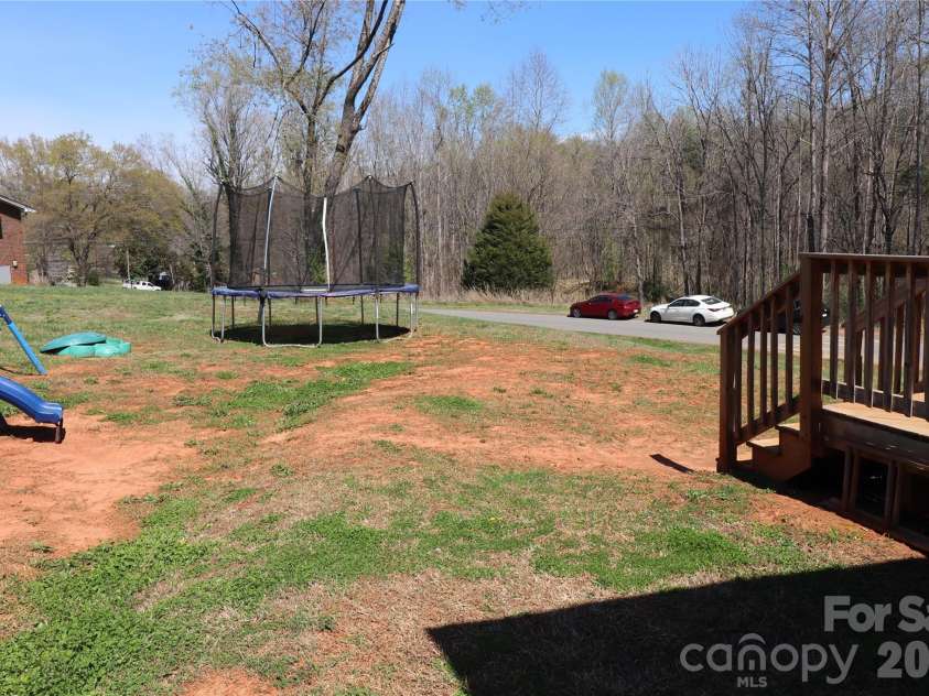 2510 Middleton Drive, Gastonia, NC 28054.  MLS# CAR4360679, YatesRealty ID 5805. Backyard