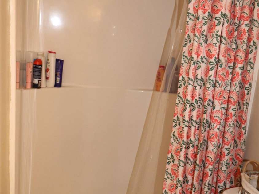 2510 Middleton Drive, Gastonia, NC 28054.  MLS# CAR4360679, YatesRealty ID 5805. Basement Bath