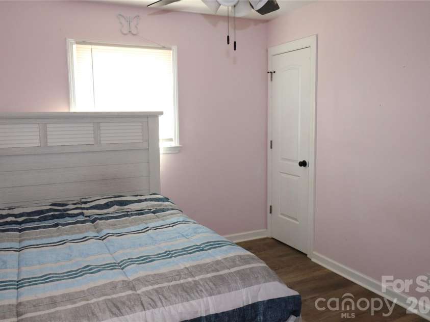 2510 Middleton Drive, Gastonia, NC 28054.  MLS# CAR4360679, YatesRealty ID 5805. Bedroom 1