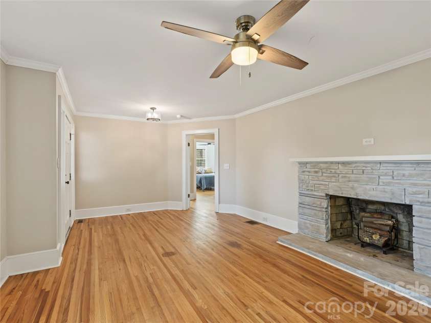 300 Raleigh Street, Concord, NC 28027.  MLS# CAR4433906, YatesRealty ID 58050. 