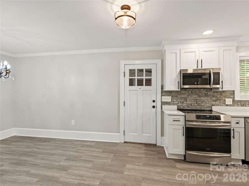 300 Raleigh Street, Concord, NC 28027.  MLS# CAR4433906, YatesRealty ID 58050. 