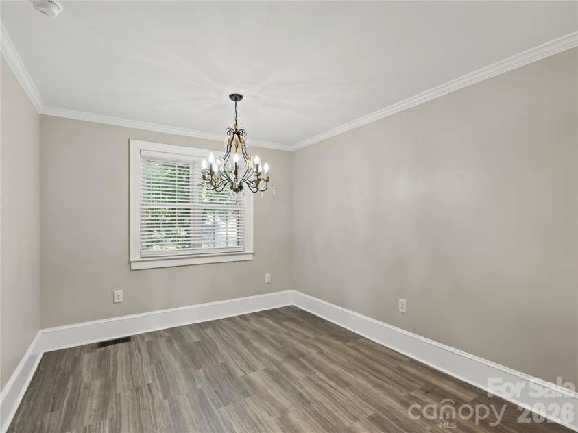 300 Raleigh Street, Concord, NC 28027.  MLS# CAR4433906, YatesRealty ID 58050. 