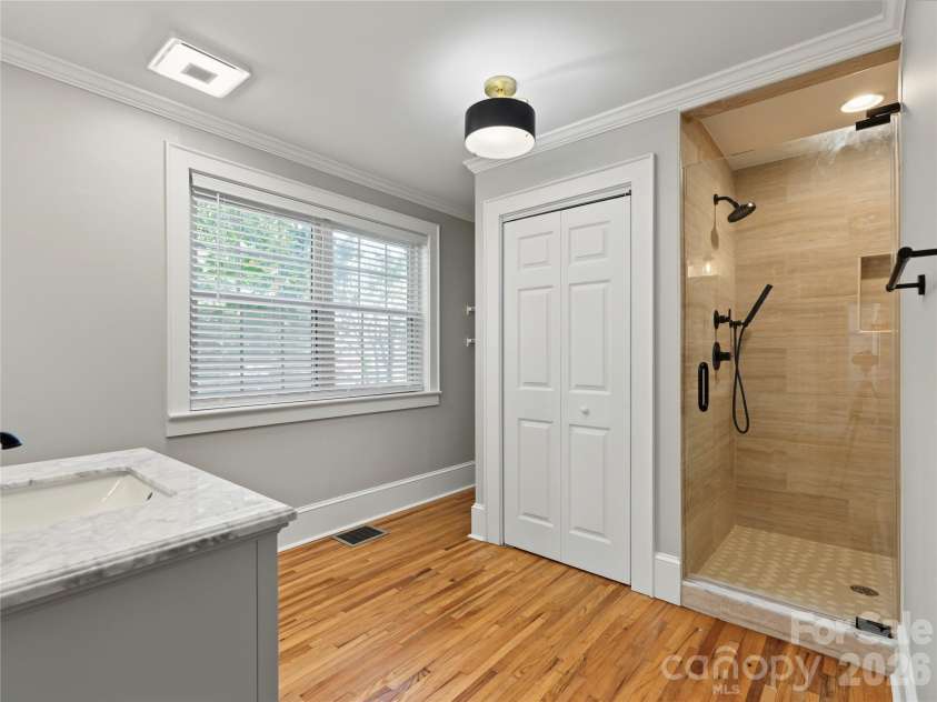 300 Raleigh Street, Concord, NC 28027.  MLS# CAR4433906, YatesRealty ID 58050. 