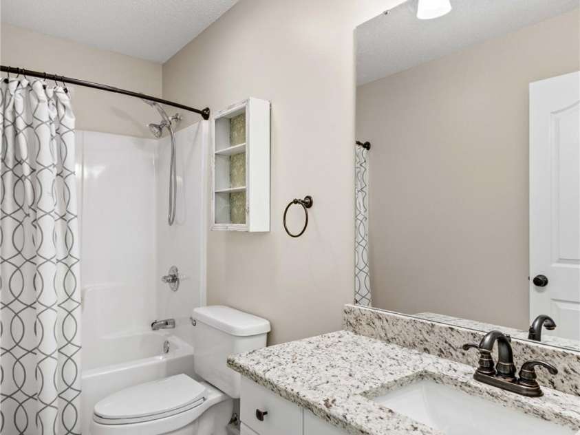 117 Abbotswood Place, Mooresville, NC 28117.  MLS# CAR4435686, YatesRealty ID 58051. Full Bath 2