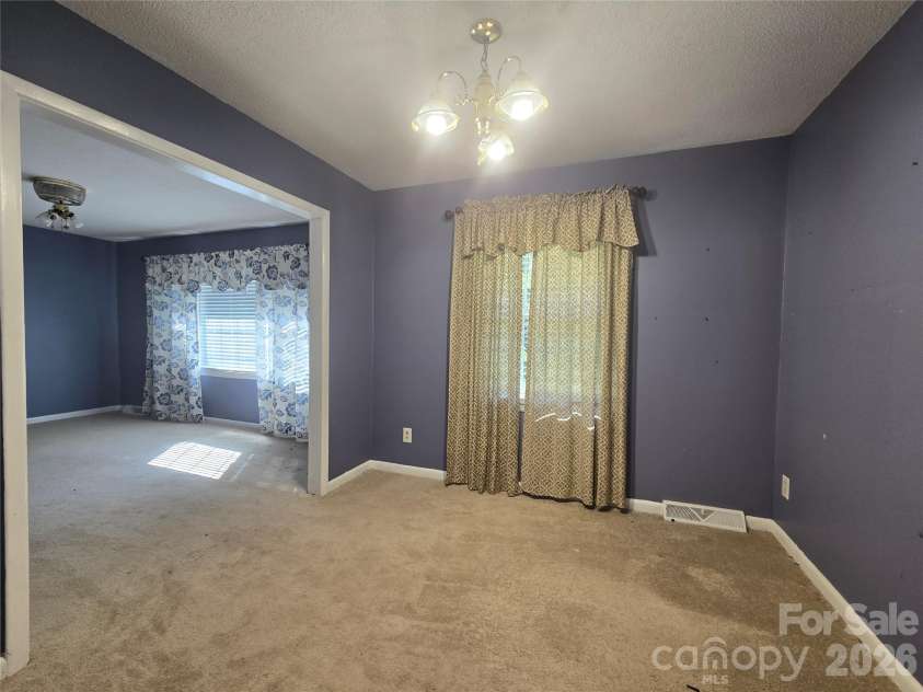 4449 Whispering Oaks Drive, Charlotte, NC 28213.  MLS# CAR4436983, YatesRealty ID 58056. Dining Room