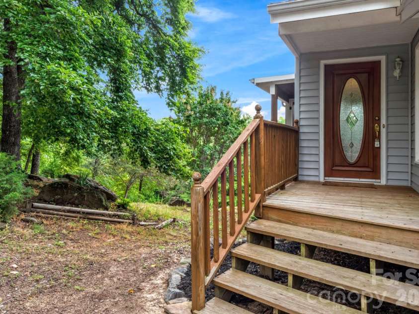 197 Fairview Drive, Traphill, NC 28685.  MLS# CAR4359050, YatesRealty ID 5806. 