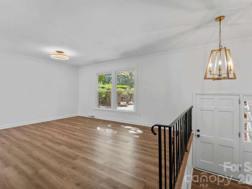 4315 Chandworth Road, Charlotte, NC 28210.  MLS# CAR4433793, YatesRealty ID 58062. 