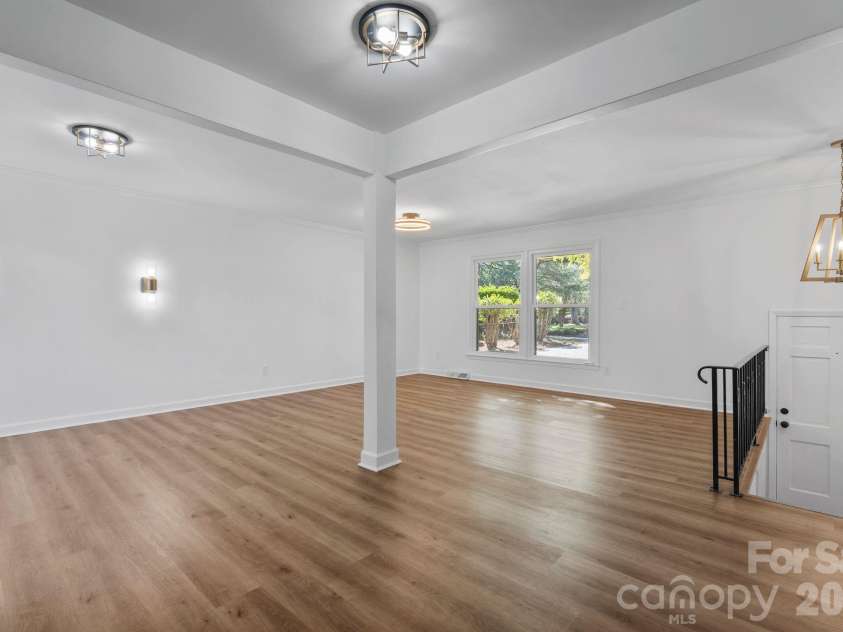 4315 Chandworth Road, Charlotte, NC 28210.  MLS# CAR4433793, YatesRealty ID 58062. 