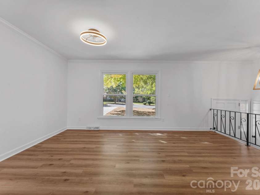 4315 Chandworth Road, Charlotte, NC 28210.  MLS# CAR4433793, YatesRealty ID 58062. 