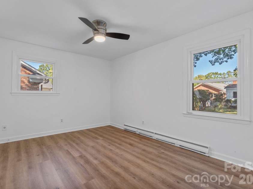 4315 Chandworth Road, Charlotte, NC 28210.  MLS# CAR4433793, YatesRealty ID 58062. 