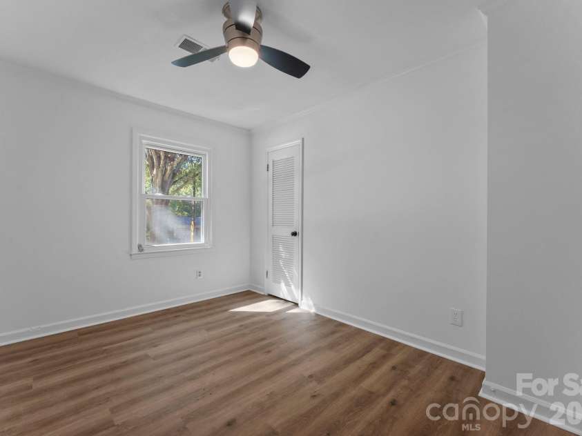 4315 Chandworth Road, Charlotte, NC 28210.  MLS# CAR4433793, YatesRealty ID 58062. 