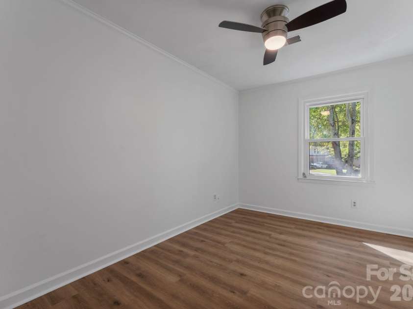 4315 Chandworth Road, Charlotte, NC 28210.  MLS# CAR4433793, YatesRealty ID 58062. 