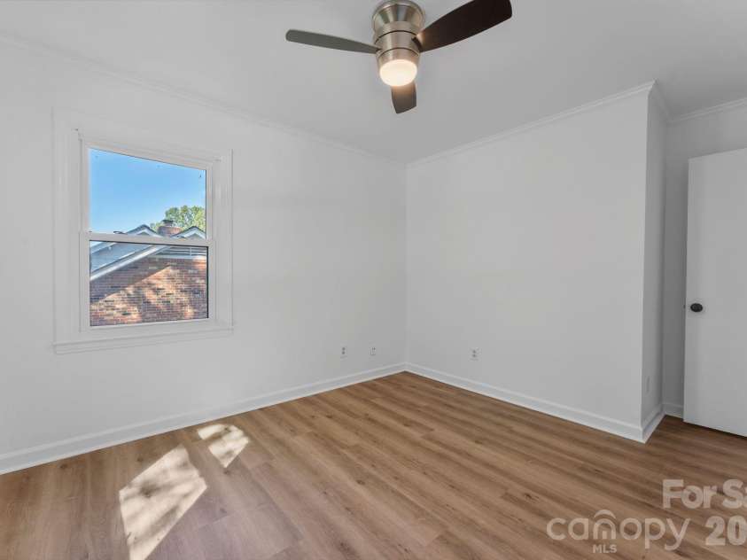 4315 Chandworth Road, Charlotte, NC 28210.  MLS# CAR4433793, YatesRealty ID 58062. 