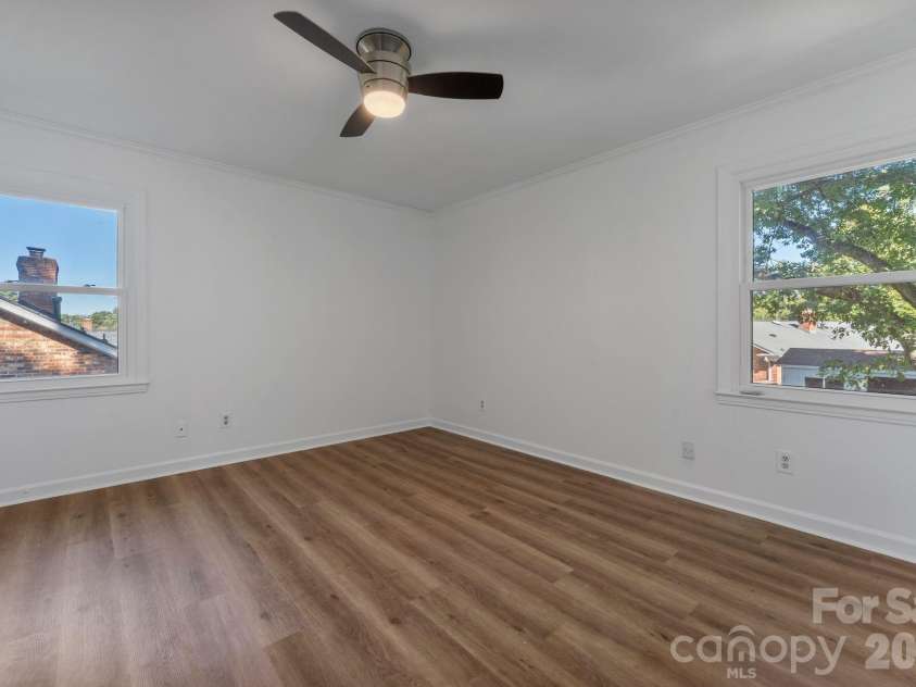 4315 Chandworth Road, Charlotte, NC 28210.  MLS# CAR4433793, YatesRealty ID 58062. 