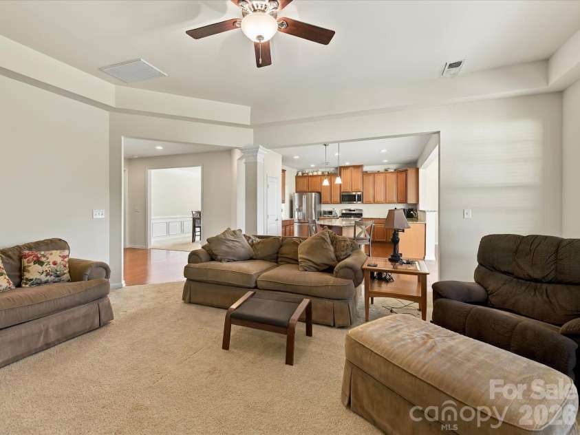 11606 Warfield Avenue, Huntersville, NC 28078.  MLS# CAR4437084, YatesRealty ID 58068. 