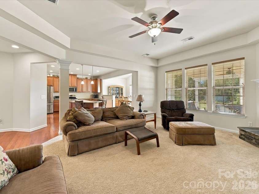 11606 Warfield Avenue, Huntersville, NC 28078.  MLS# CAR4437084, YatesRealty ID 58068. 