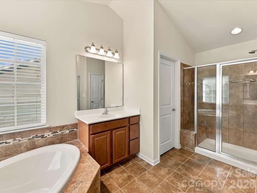 11606 Warfield Avenue, Huntersville, NC 28078.  MLS# CAR4437084, YatesRealty ID 58068. 