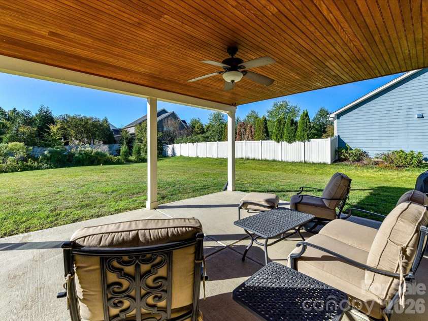 11606 Warfield Avenue, Huntersville, NC 28078.  MLS# CAR4437084, YatesRealty ID 58068. 