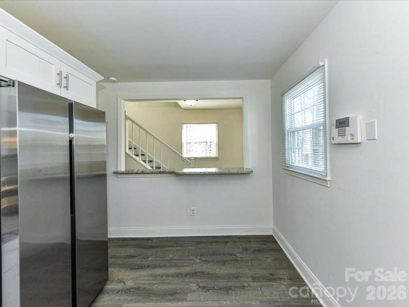 8322 Knights Bridge Road, Charlotte, NC 28210.  MLS# CAR4360992, YatesRealty ID 5807. 