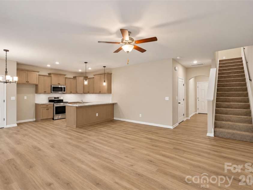 1310 Cheshire Avenue, Charlotte, NC 28208.  MLS# CAR4437125, YatesRealty ID 58070. 