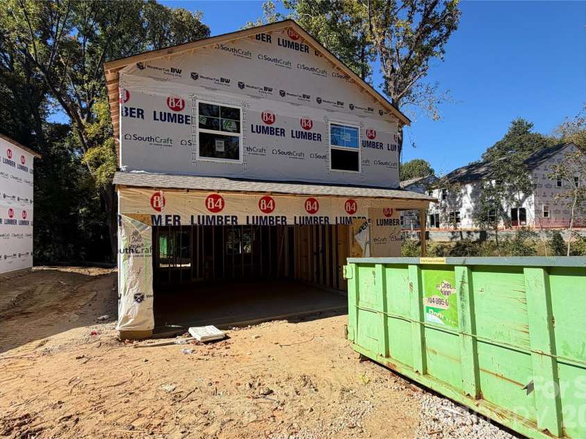 1310 Cheshire Avenue, Charlotte, NC 28208.  MLS# CAR4437125, YatesRealty ID 58070. 