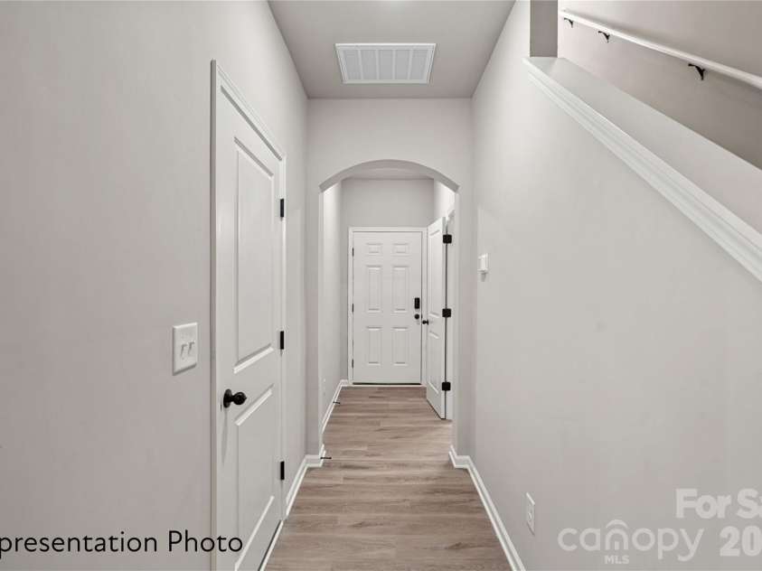 1310 Cheshire Avenue, Charlotte, NC 28208.  MLS# CAR4437125, YatesRealty ID 58070. 