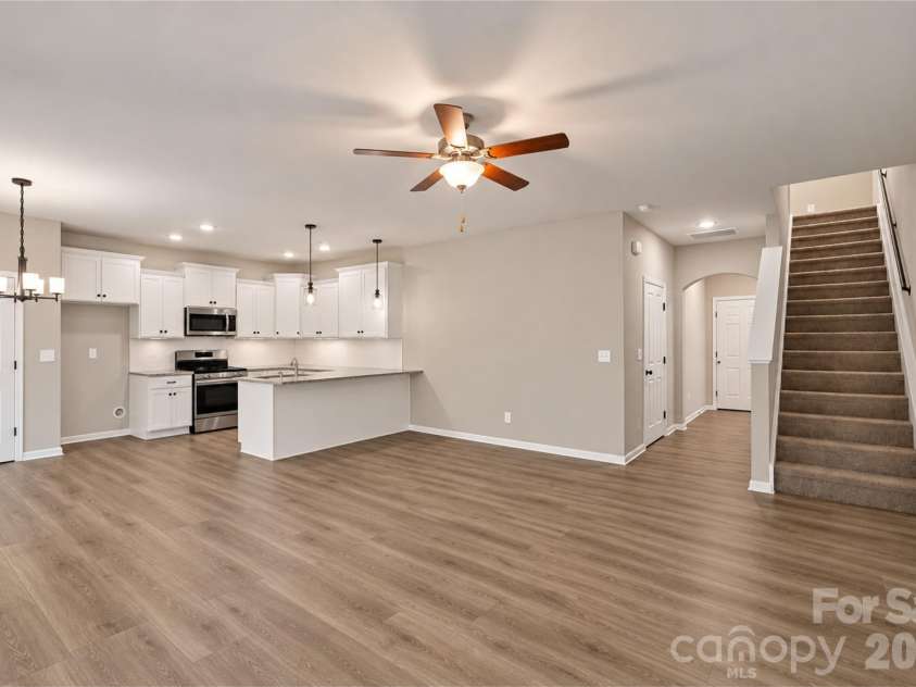 1310 Cheshire Avenue, Charlotte, NC 28208.  MLS# CAR4437125, YatesRealty ID 58070. 