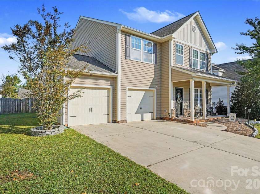 1914 Kingstree Drive, Monroe, NC 28112.  MLS# CAR4435690, YatesRealty ID 58071. 