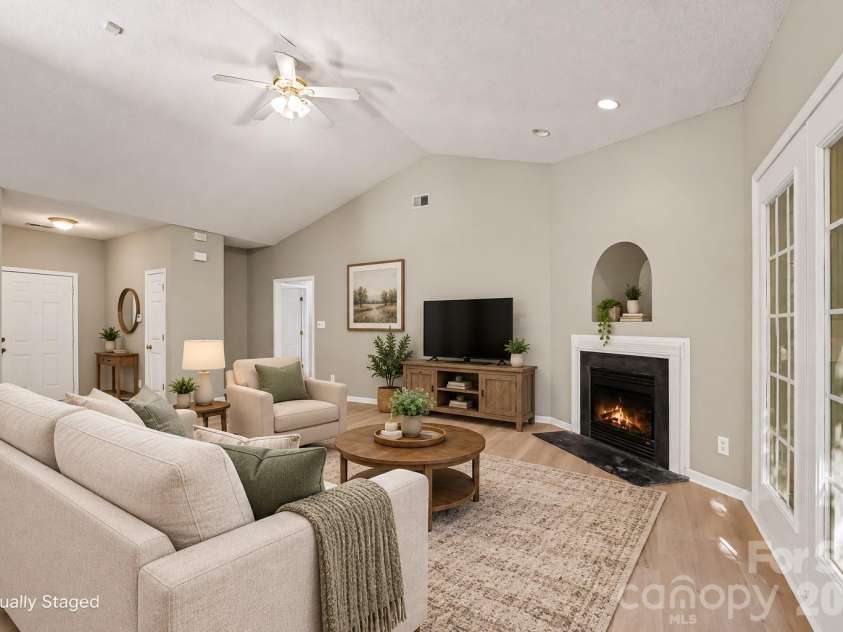 131 Devon Forest Drive, Mooresville, NC 28115.  MLS# CAR4436048, YatesRealty ID 58075. 