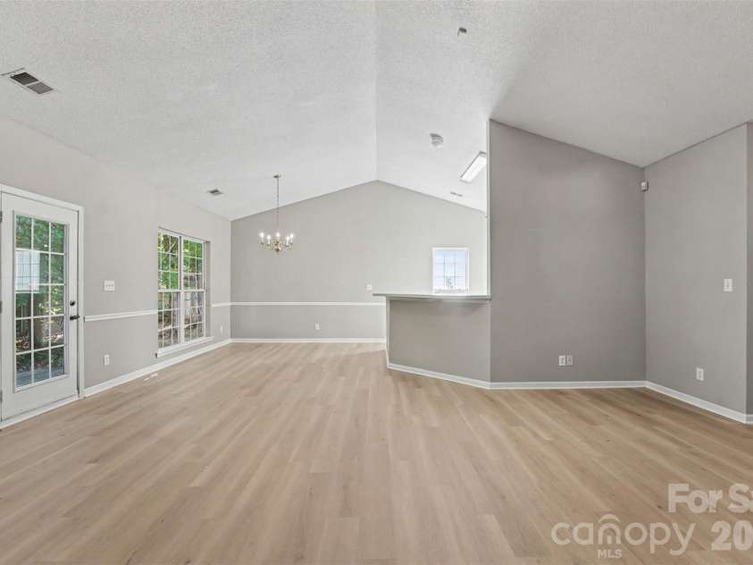 131 Devon Forest Drive, Mooresville, NC 28115.  MLS# CAR4436048, YatesRealty ID 58075. 