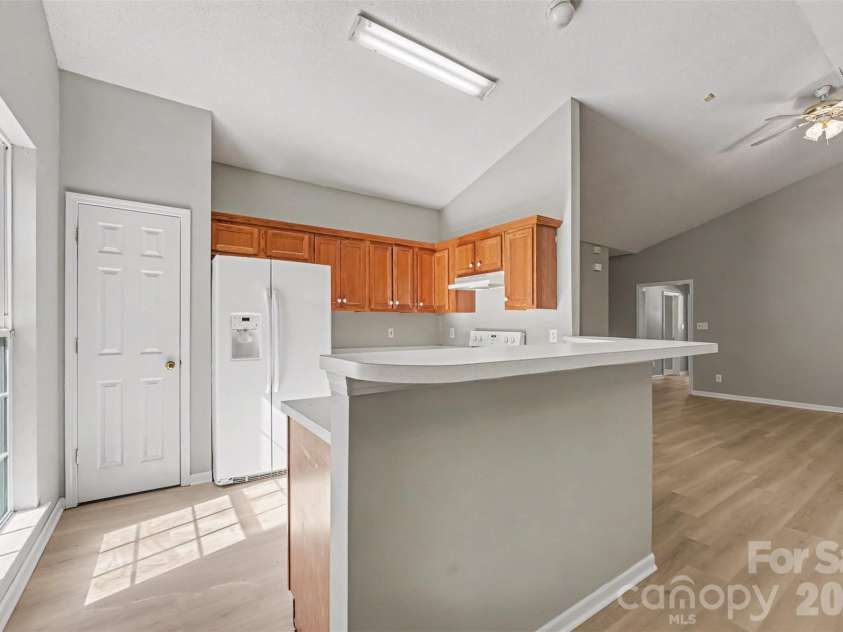 131 Devon Forest Drive, Mooresville, NC 28115.  MLS# CAR4436048, YatesRealty ID 58075. 