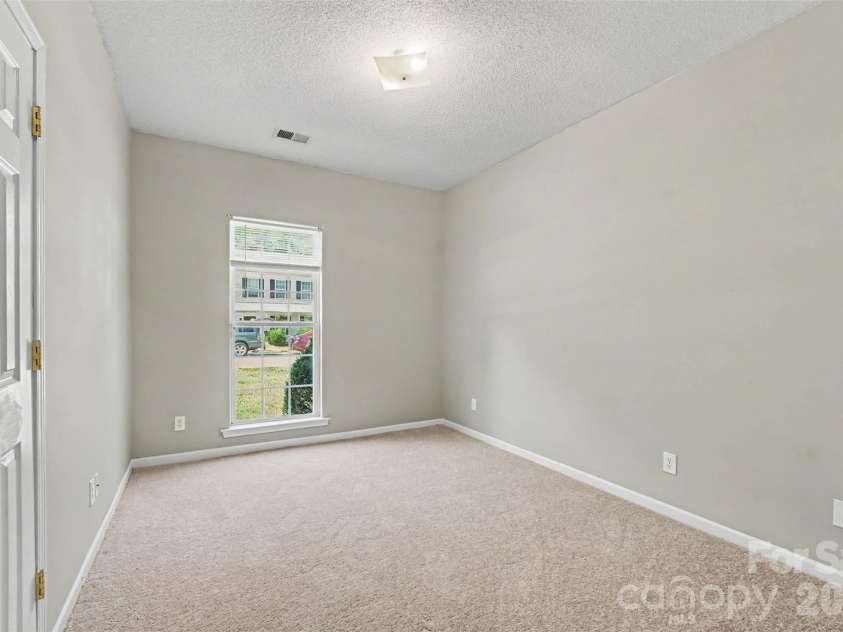 131 Devon Forest Drive, Mooresville, NC 28115.  MLS# CAR4436048, YatesRealty ID 58075. 