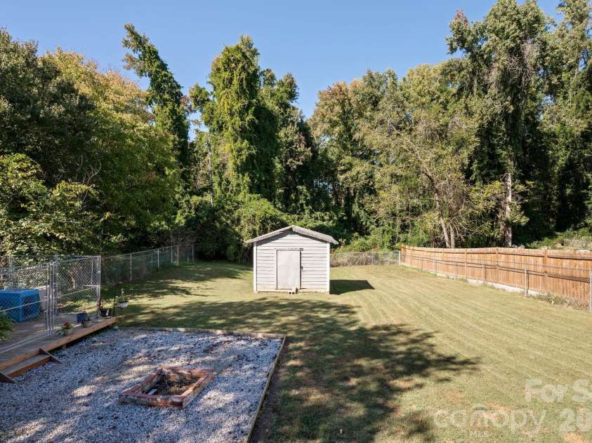 505 Birch Street, Lowell, NC 28098.  MLS# CAR4437100, YatesRealty ID 58076. 