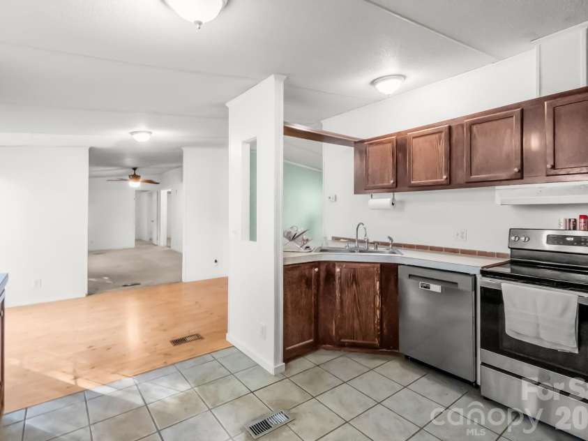 803 Gw Broome Road, Monroe, NC 28112.  MLS# CAR4436951, YatesRealty ID 58081. 