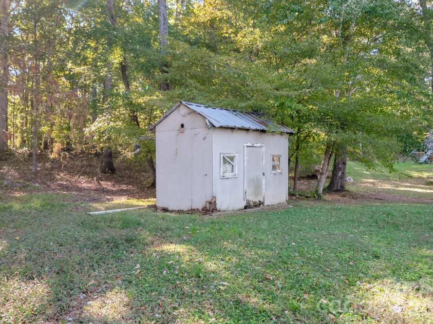 803 Gw Broome Road, Monroe, NC 28112.  MLS# CAR4436951, YatesRealty ID 58081. 