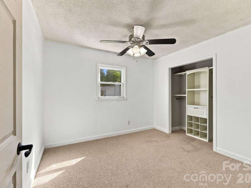 1202 Ridgewood Drive, Concord, NC 28027.  MLS# CAR4436535, YatesRealty ID 58084. 