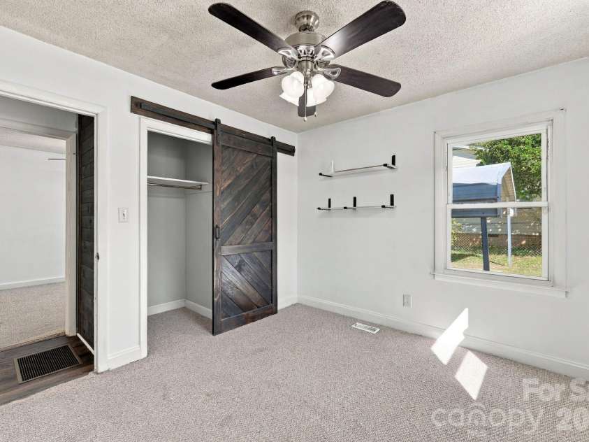 1202 Ridgewood Drive, Concord, NC 28027.  MLS# CAR4436535, YatesRealty ID 58084. 