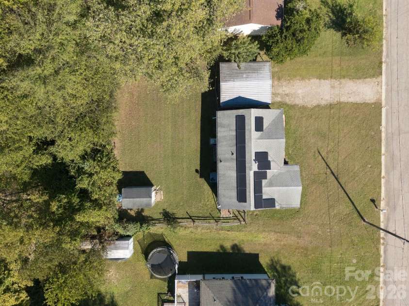 1202 Ridgewood Drive, Concord, NC 28027.  MLS# CAR4436535, YatesRealty ID 58084. 