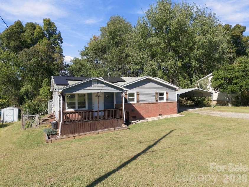 1202 Ridgewood Drive, Concord, NC 28027.  MLS# CAR4436535, YatesRealty ID 58084. 
