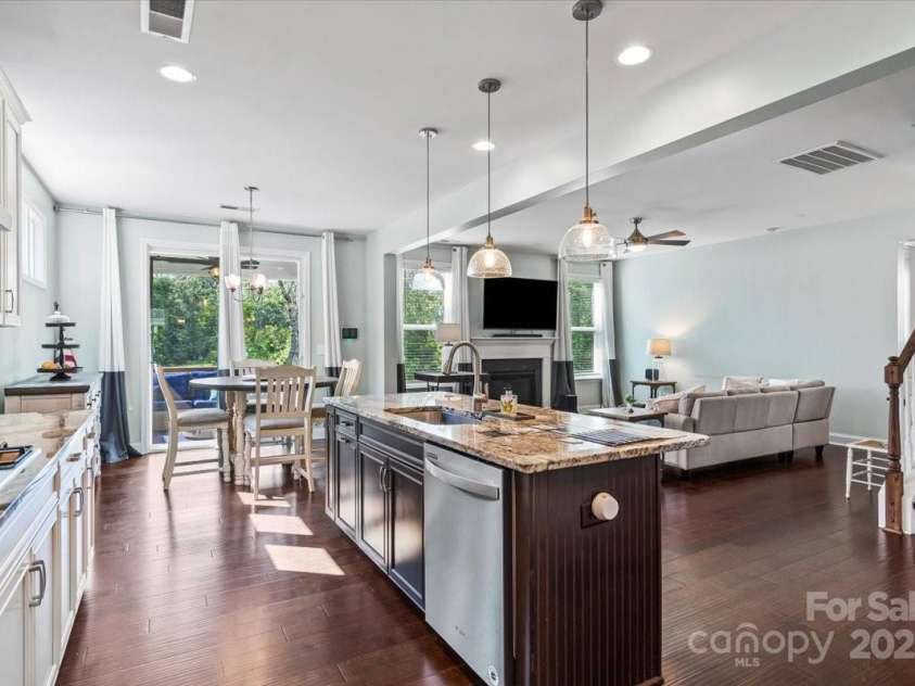 7200 Irongate Drive, Lancaster, SC 29720.  MLS# CAR4230753, YatesRealty ID 5809. 