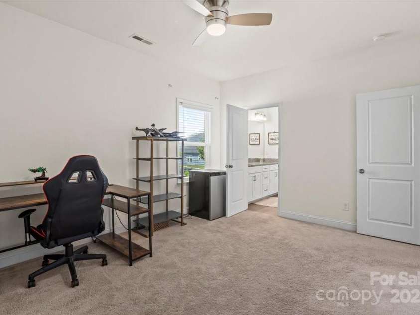 7200 Irongate Drive, Lancaster, SC 29720.  MLS# CAR4230753, YatesRealty ID 5809. 