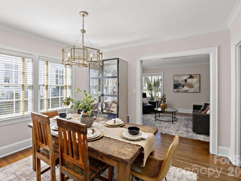 1922 Club Road, Charlotte, NC 28205.  MLS# CAR4436847, YatesRealty ID 58094. 